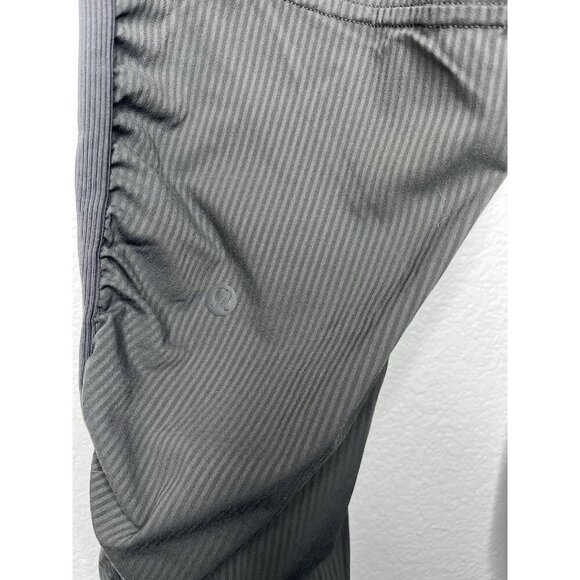 Lululemon Dance Studio Mid-Rise Jogger Pants Full Length Army Green Size 6 - Picture 3 of 6